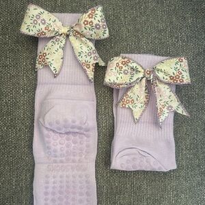 Lavender Pilates Socks with Floral Bows